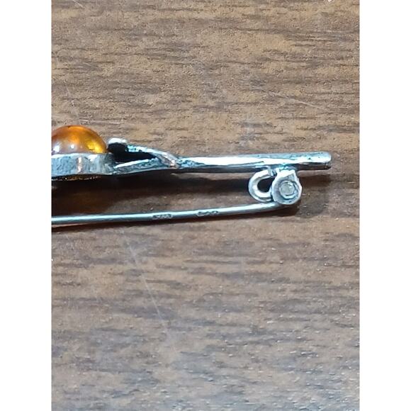 VINTAGE .800 SILVER BROOCH AMBER STONE 3.3 GRAMS - Picture 6 of 8
